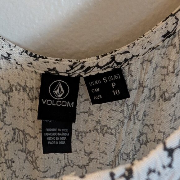 Volcom Bae Bae Doll Dress - Picture 5 of 7